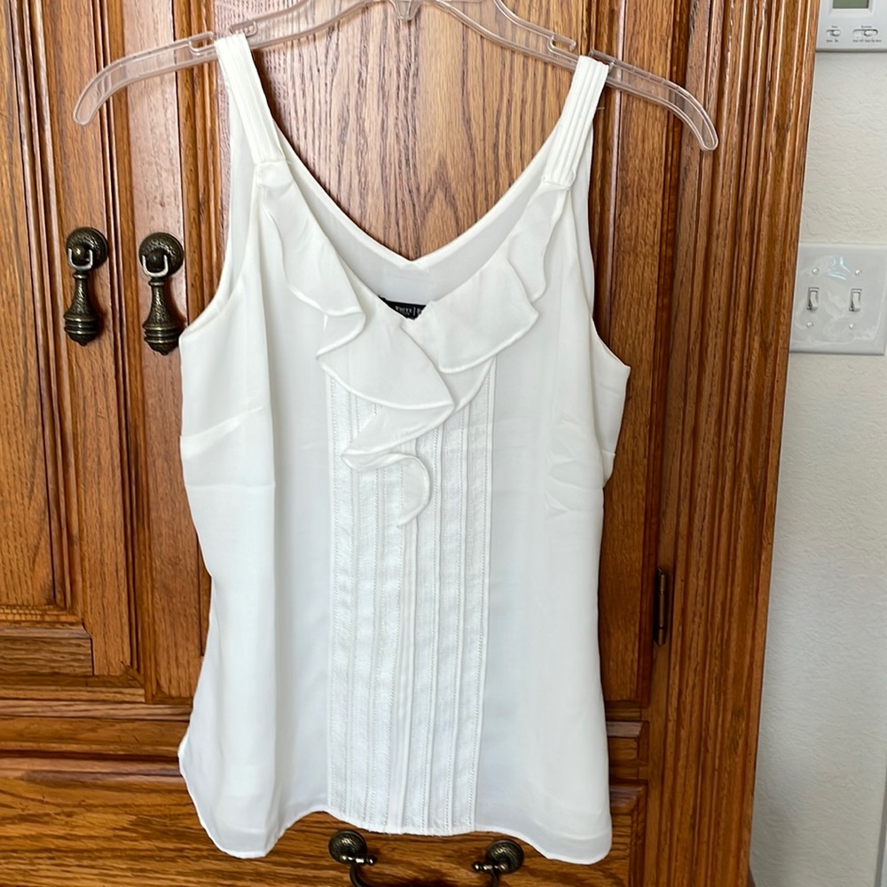 White House Black Market Top xxsp EUC
